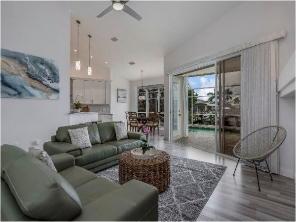 Cape Coral Home 1010010