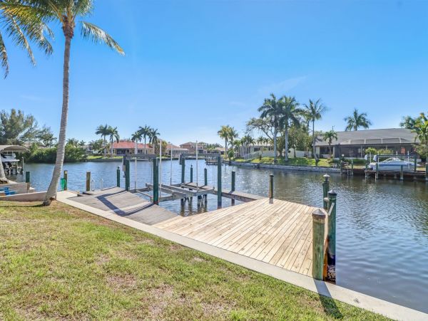 Cape Coral Home 1010017