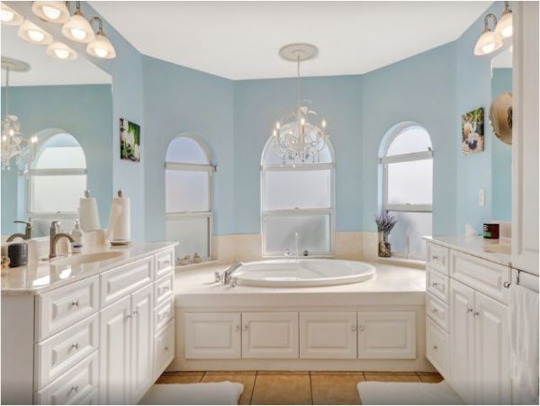 Cape Coral Home 1010020