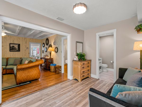 Siesta Key 4 Bedroom Home Private Pool 200 steps to Sand