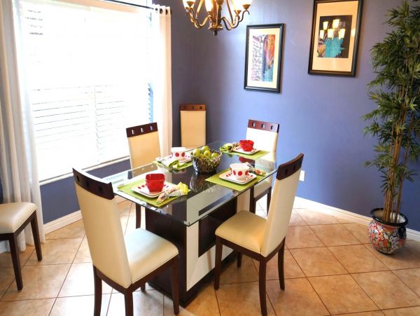 Cape Coral Vacation House with 3 Bedrooms Sleeps 6