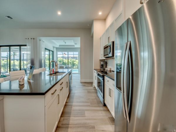 Cape Coral Home 1010046