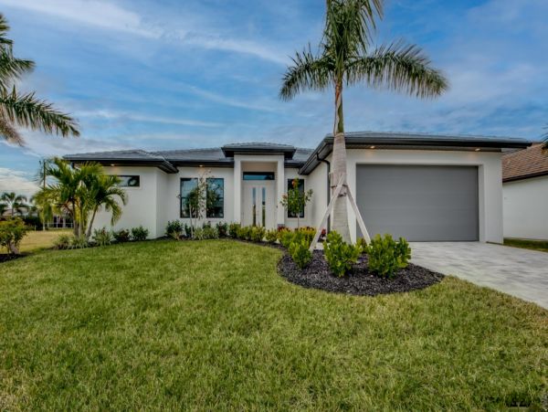 Cape Coral Home 1010046