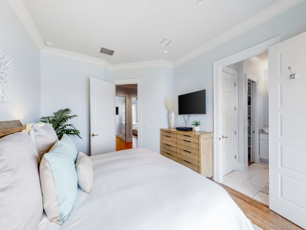 Spectaclar 3 bedroom on the Water