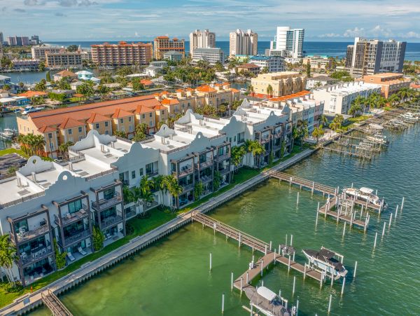 Spectaclar 3 bedroom on the Water