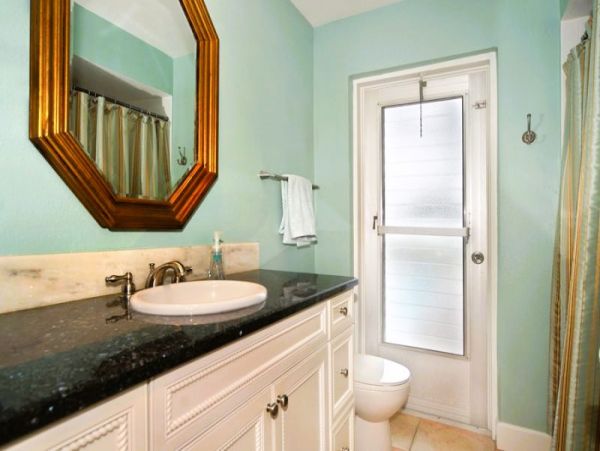 Cape Coral Vacation Home Four Bedroom with Pool