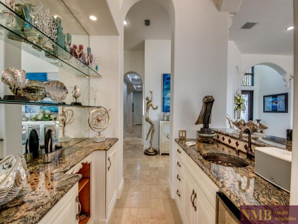 Cape Coral Home 1010073