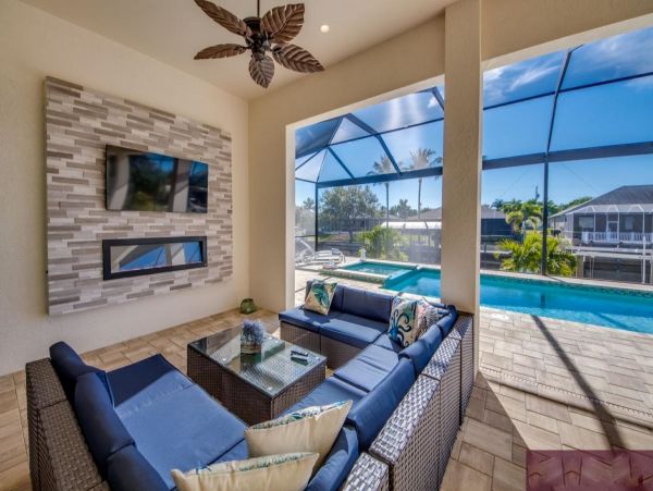 Cape Coral Home 1010076