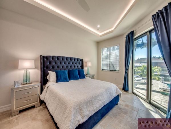 Cape Coral Home 1010076