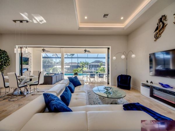 Cape Coral Home 1010076
