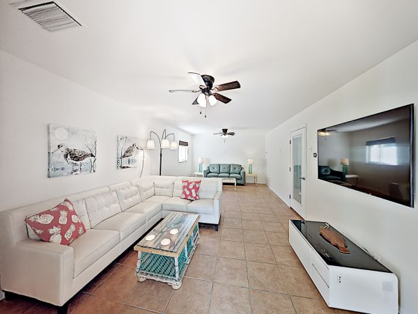 Indian Shores Ai Home 1010081