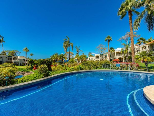 Wailea 2 Bedroom Vacation Condo with Pool and Close to Beach