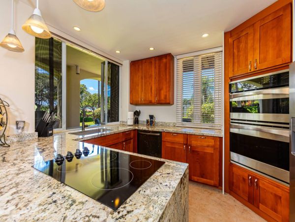 Wailea 2 Bedroom Vacation Condo with Pool and Close to Beach
