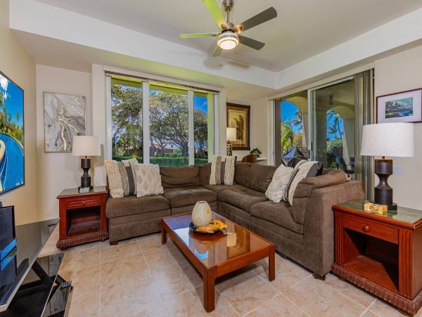 Wailea 2 Bedroom Vacation Condo with Pool and Close to Beach
