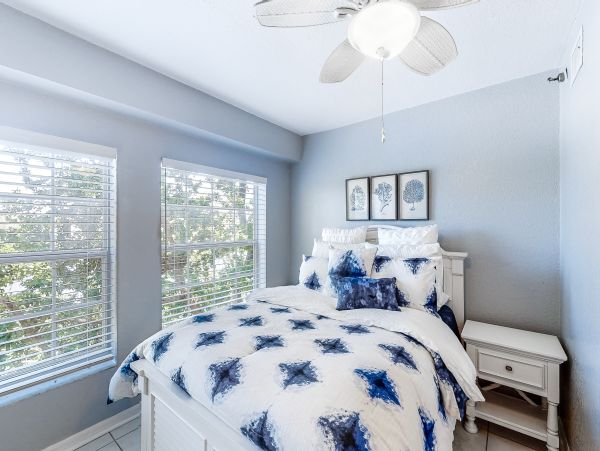 Indian Rocks Indian Shores Home 1010085