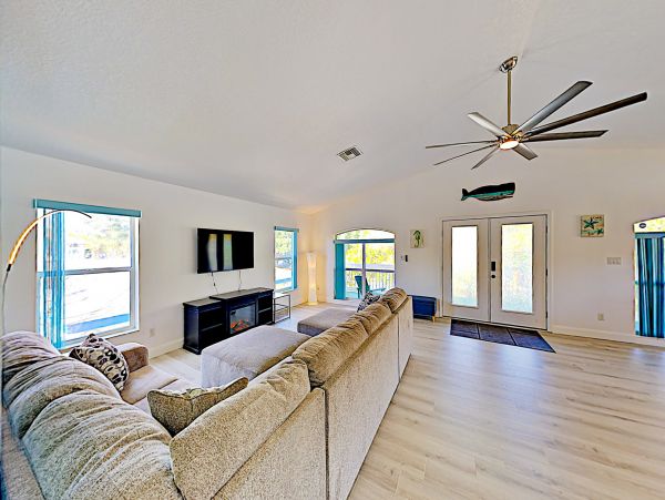 Indian Rocks Indian Shores Home 1010089
