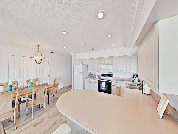 Indian Shores Ai Condo 1010090