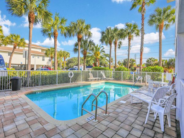 Indian Rocks Indian Shores Home 1010091