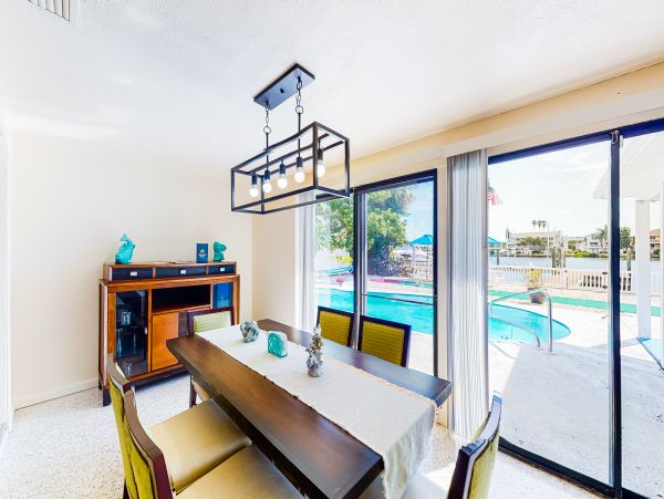 Indian Rocks Indian Shores Home 1010092