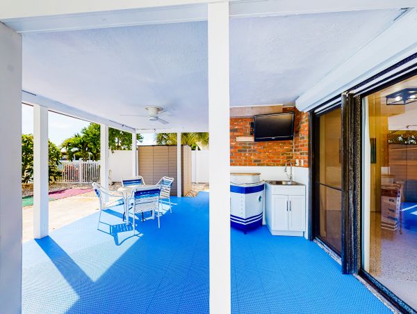 Indian Rocks Indian Shores Home 1010092