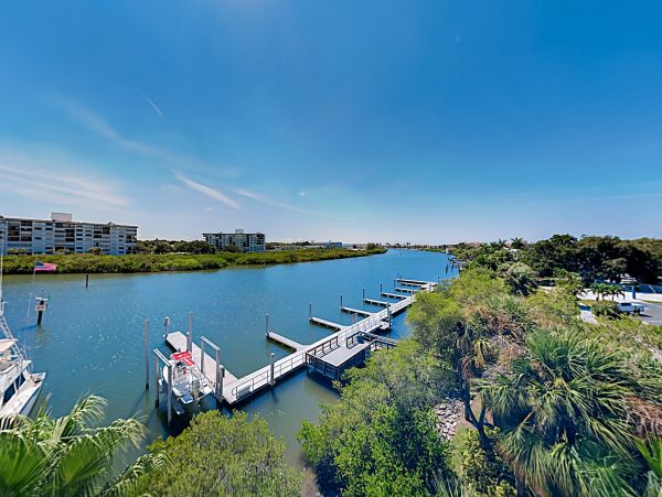 Indian Rocks Indian Shores Home 1010096