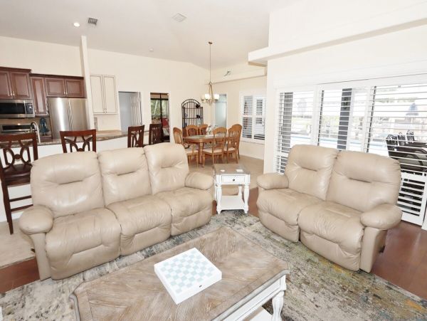 Cape Coral Home 1010097