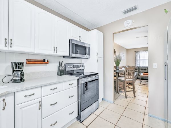 Indian Shores Ai Condo 1010098