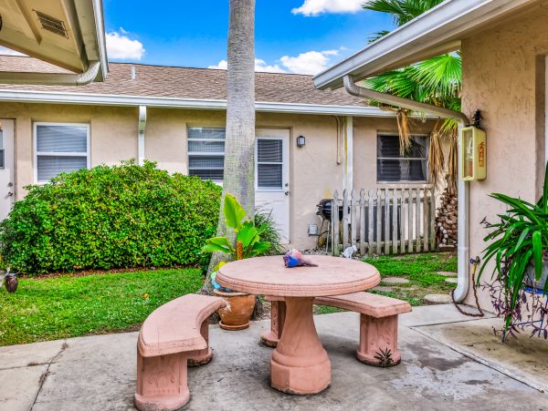 Indian Shores Ai Condo 1010098