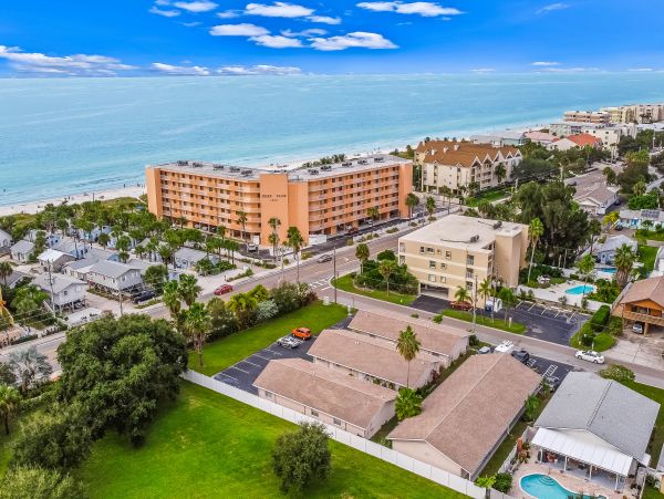 Indian Shores Ai Condo 1010098
