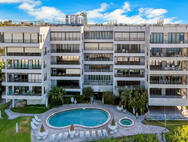Indian Shores Ai Condo 1010103