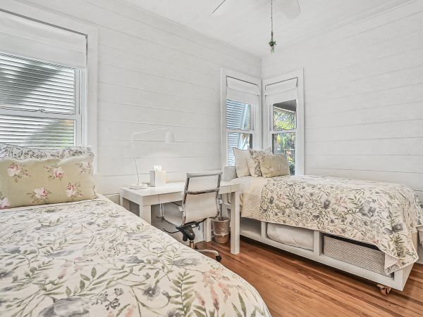 Indian Shores Ai Home 1010105
