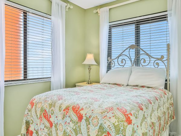Indian Rocks Indian Shores Condo 1010106