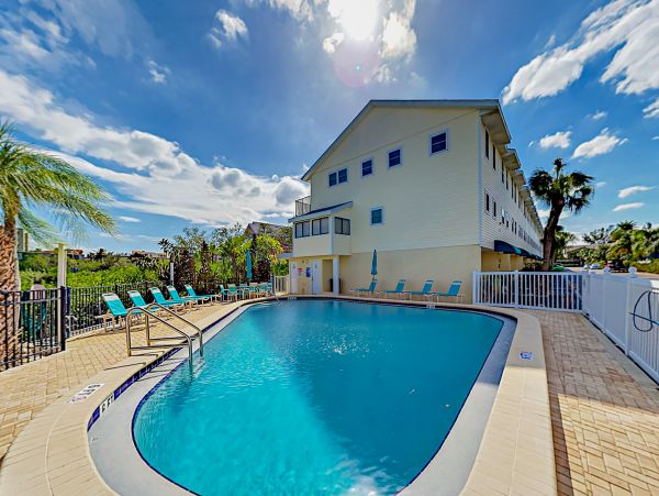 Indian Rocks Indian Shores Condo 1010115