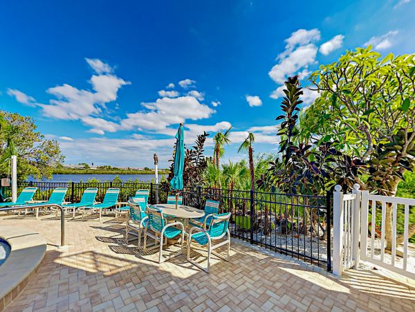 Indian Rocks Indian Shores Condo 1010115