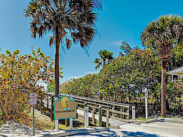 Indian Rocks Indian Shores Condo 1010115