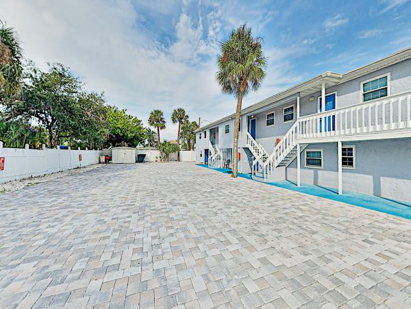 Indian Shores Ai Home 1010125