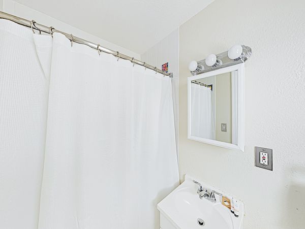 Indian Rocks Indian Shores Home 1010129