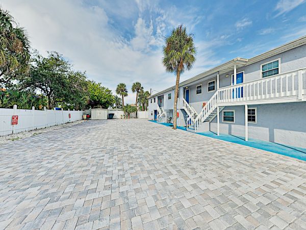 Indian Rocks Indian Shores Home 1010129