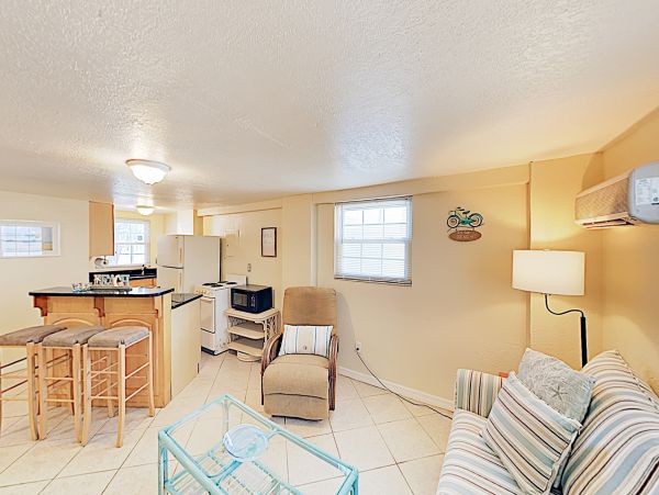 Indian Shores Ai Home 1010130