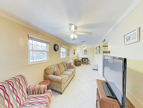 Indian Rocks Indian Shores Home 1010132