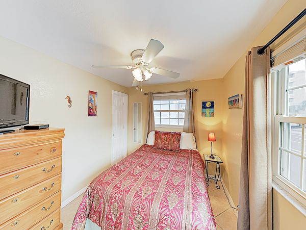 Indian Rocks Indian Shores Home 1010132