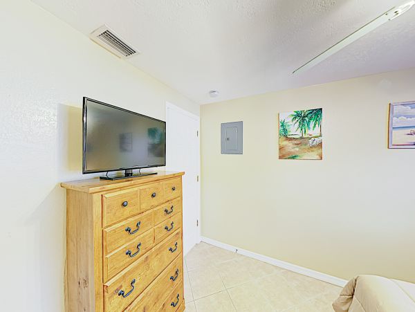 Indian Rocks Indian Shores Home 1010132