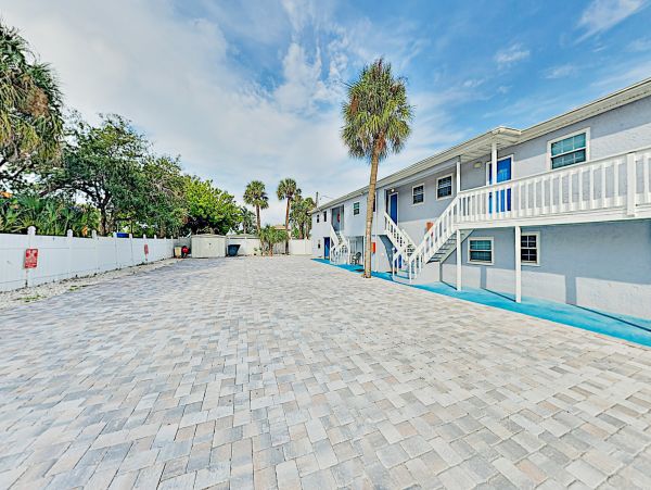 Indian Rocks Indian Shores Home 1010132