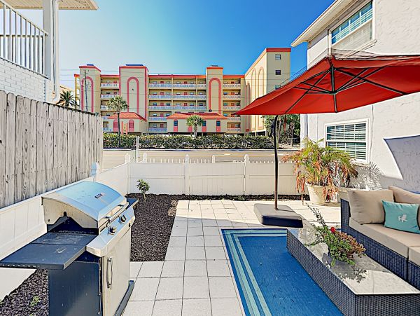 Indian Rocks Indian Shores Home 1010136
