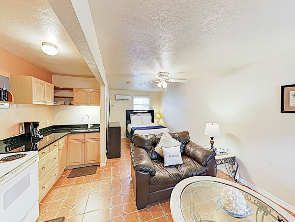 Indian Rocks Indian Shores Home 1010136