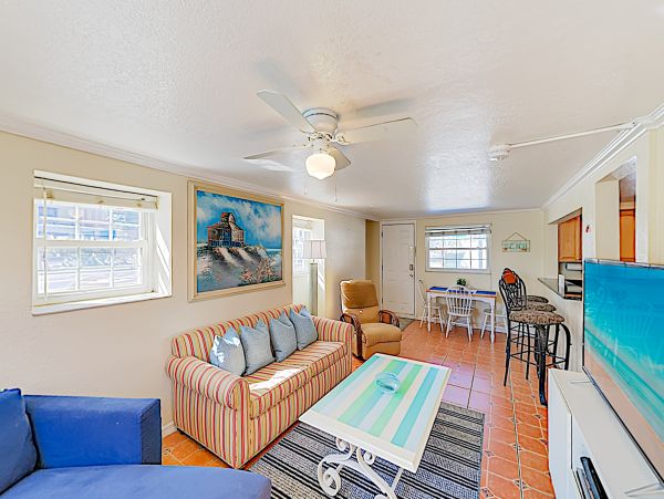 Indian Rocks Indian Shores Home 1010137