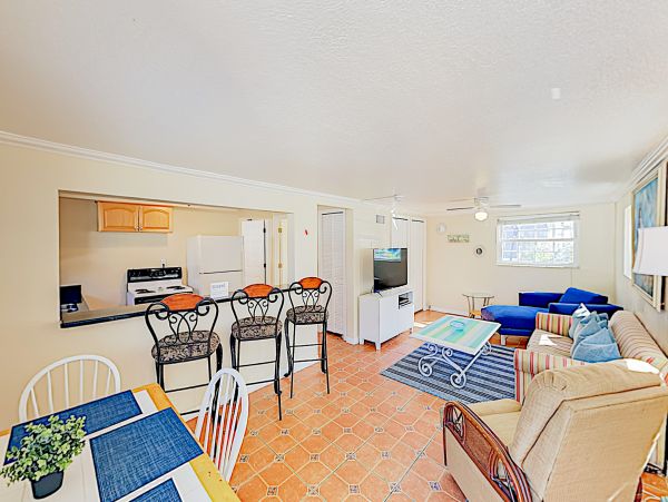 Indian Rocks Indian Shores Home 1010137