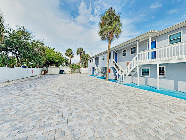 Indian Rocks Indian Shores Home 1010137