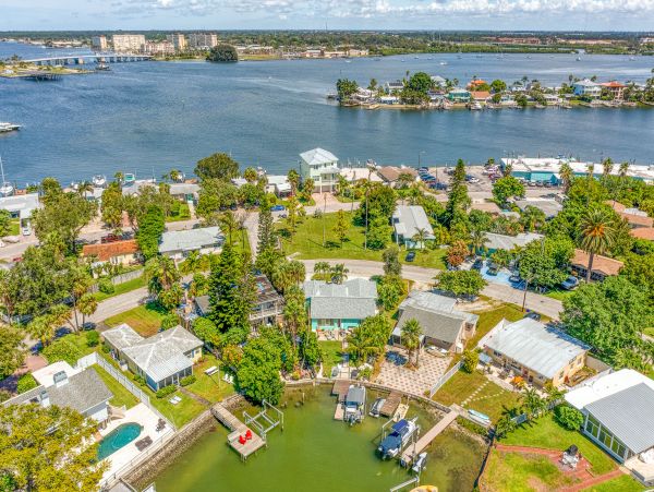 Indian Rocks Indian Shores Home 1010147
