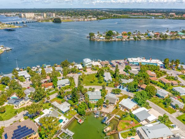 Indian Rocks Indian Shores Home 1010147